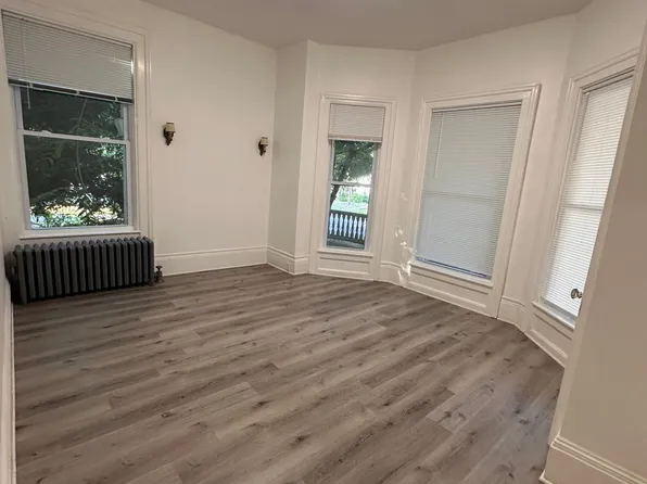 1403 Main St, Athol, MA