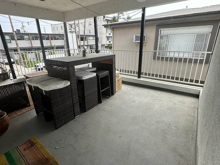 8350 Blackburn Ave #5C — Photo 11