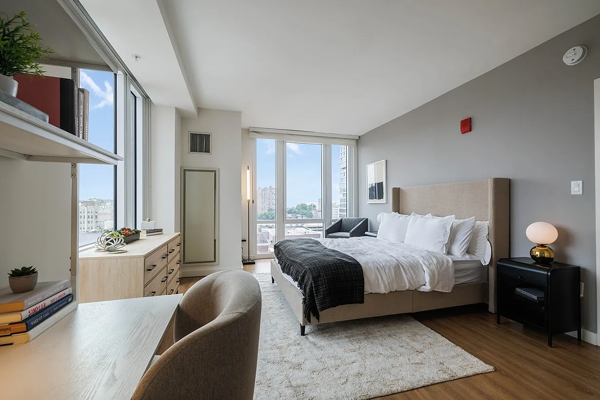 Sawyer Place — Photo 4