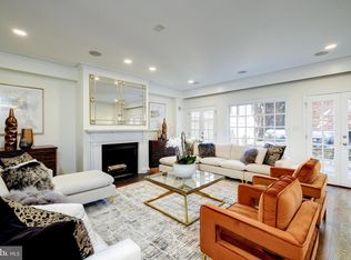 1641 34th St NW, Washington, DC 20007