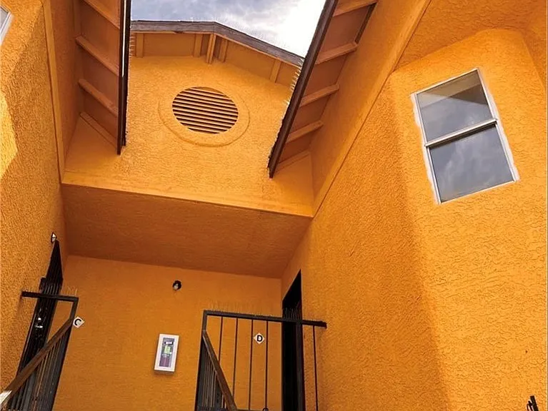 6233 Ilanos Ln #C — Photo 2