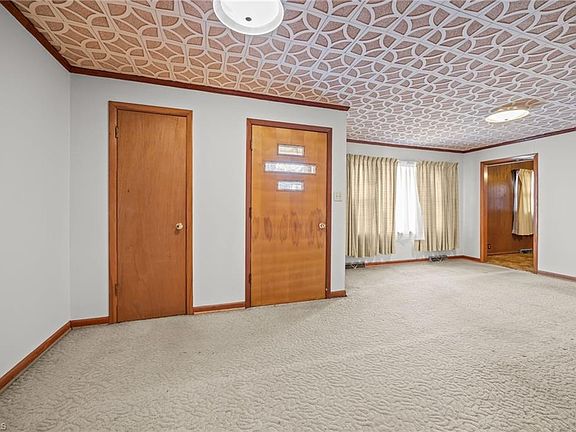 4th image of 806 N 7th Ave