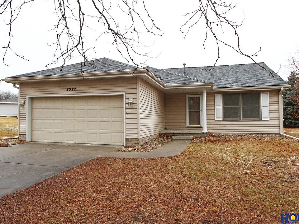 1st image of 2922 Sequoia Dr