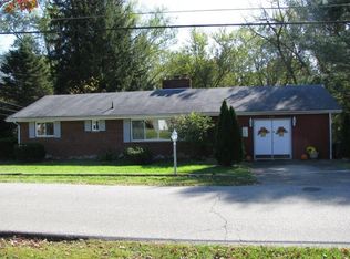 201 Riverbend Blvd, Saint Albans, WV 25177