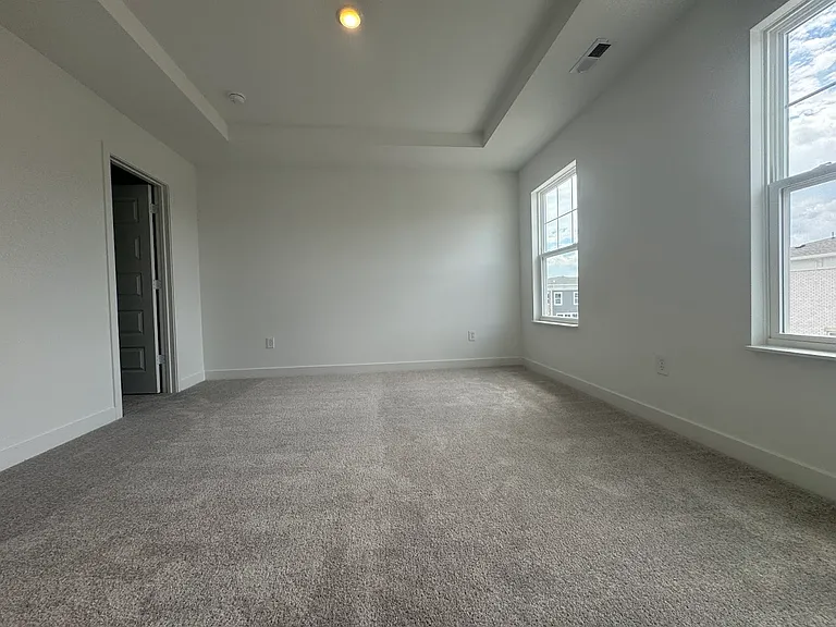 13847 Gatsby Dr — Photo 93