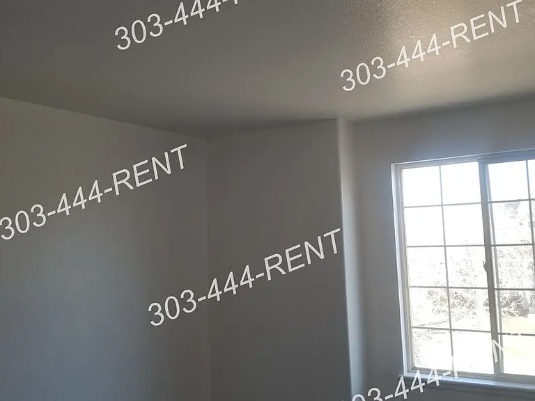 12245 Locust St — Photo 10