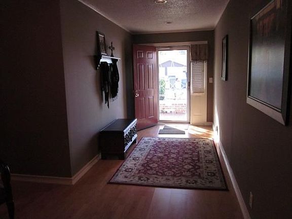 4th image of 1901 Greenbrook Dr