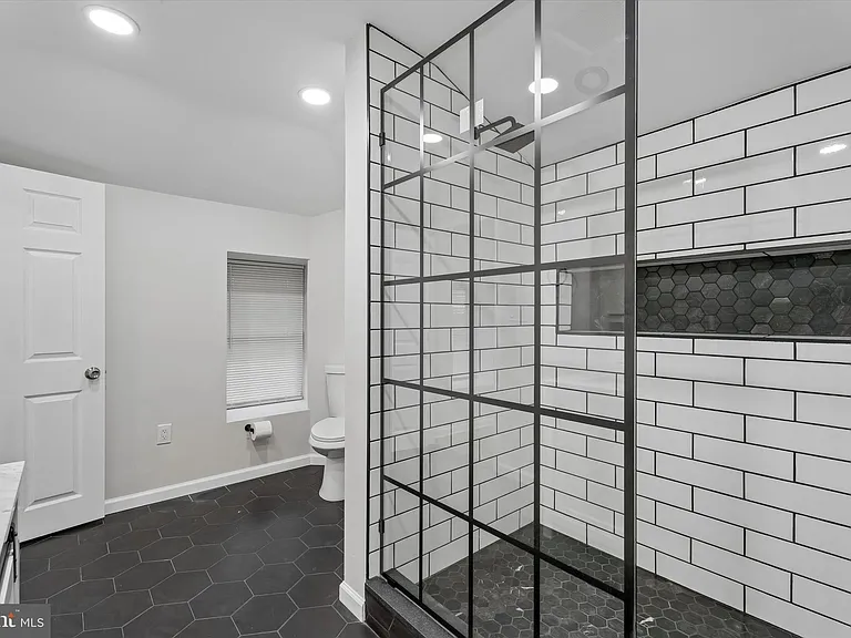 4359 Fleming St — Photo 26