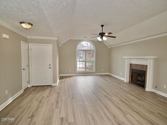 5th image of 56 Rustic Bridge Dr