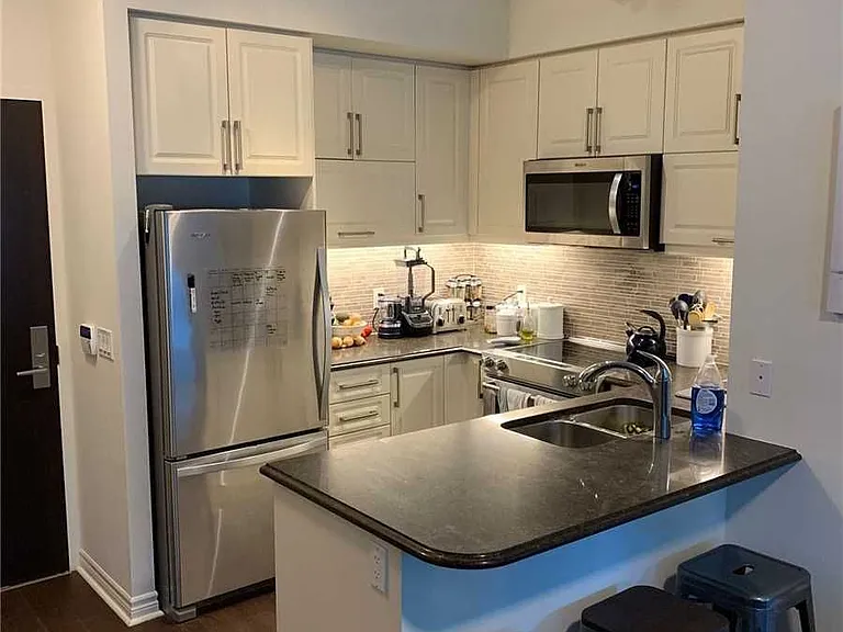 39 Annie Craig Dr #412 — Photo 17
