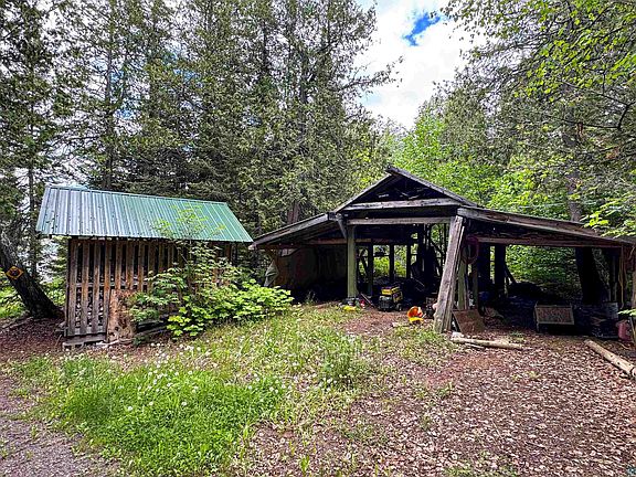 5th image of 465 S Gunflint Lake