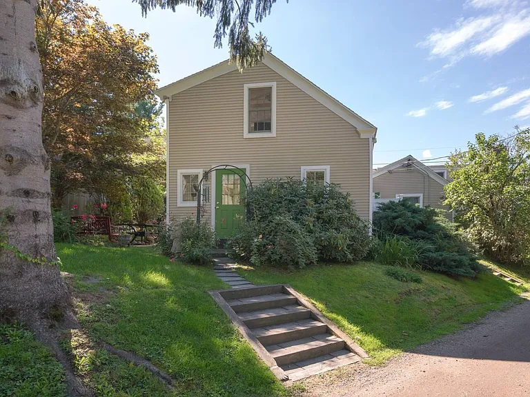 138 Port Rd — Photo 9