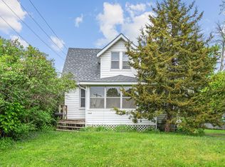 2445 16th Ave E, North Saint Paul, MN 55109