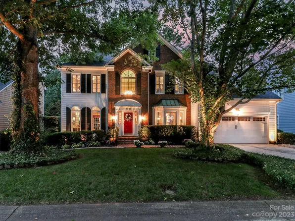 7128 Broadford Ct, Charlotte, NC 28277