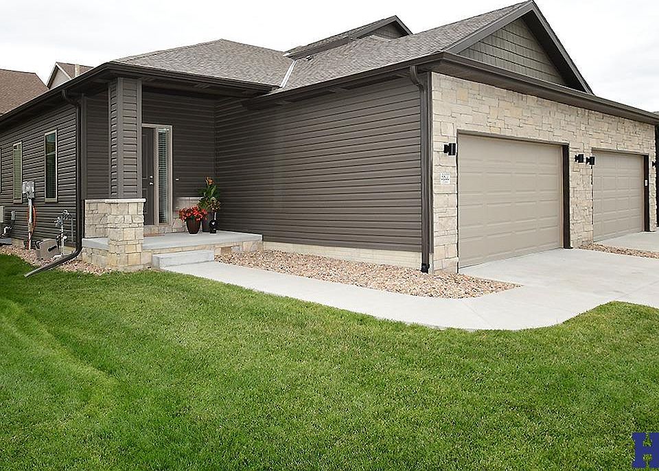 1st image of 3800 Cabo Dr