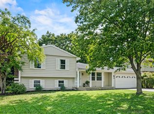 6040 Adacroft Dr SE, Ada, MI 49301