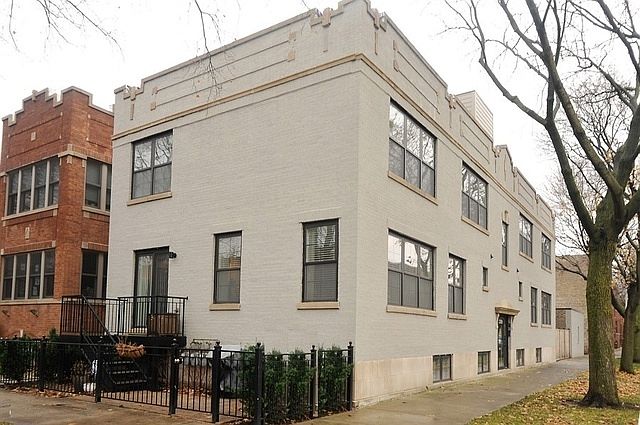 1st image of 2305 W Waveland Ave APT 1E