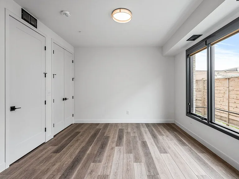 Olive Apartments — Photo 26