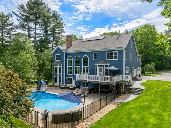 220 Newtown Rd, Acton, MA 01720