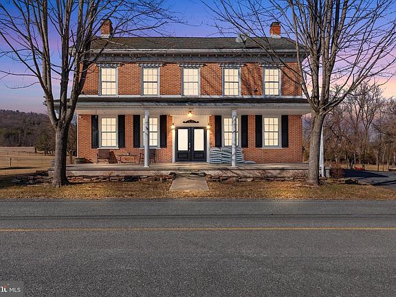 2nd image of 545 Hilltown Rd