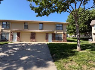 228 NW Waterwheel Ct, Blue Springs, MO 64015