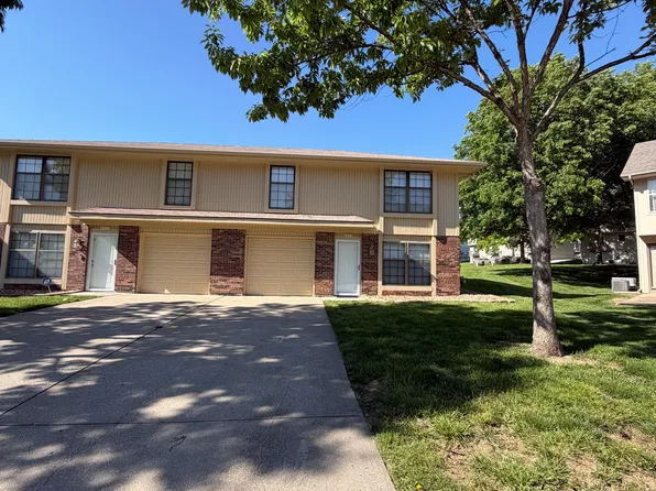 228 NW Waterwheel Ct, Blue Springs, MO 64015