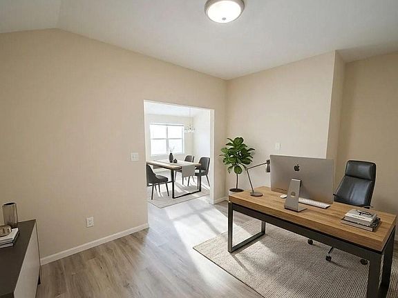 5th image of 21522 Pointed Oak Ln