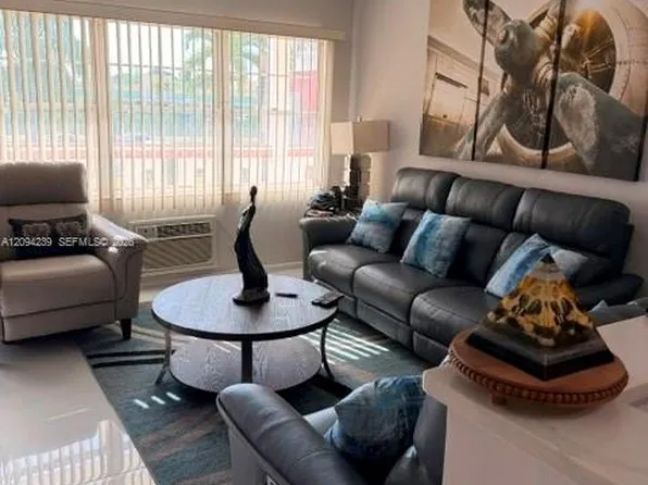 63 Brighton E #B, Boca Raton, FL 33434