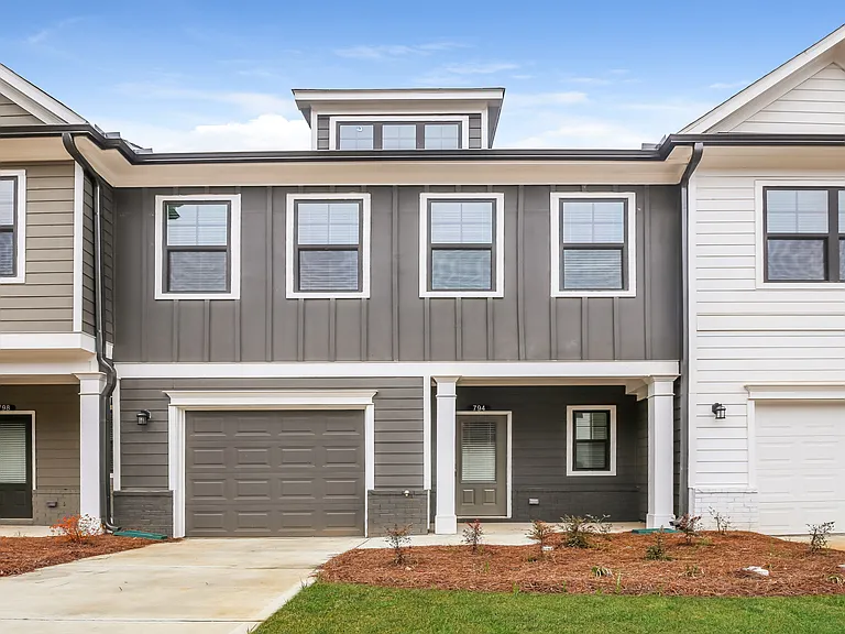 794 Calvin Park Dr — Photo 14