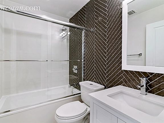 5th image of 488A Chauncey St