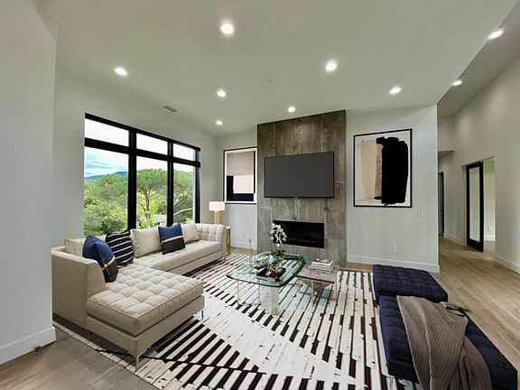 3rd image of 26088 Duval Way