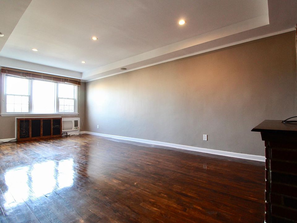 1st image of 7515 Penelope Ave #2TOP