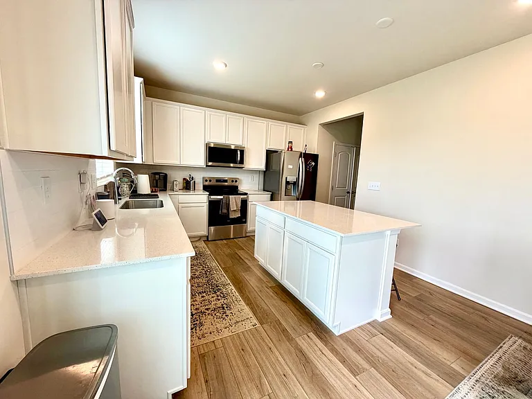 4004 Rocky Mill Way — Photo 2