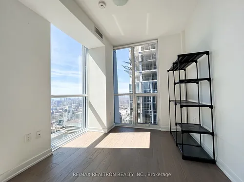 1 Yorkville Ave #4402 Photo 1