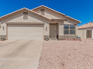 914 E Pedro Rd, Phoenix, AZ 85042