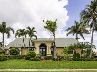 337 Grapewood Ct, Marco Island, FL 34145