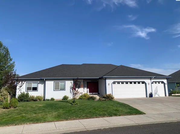 2215 NW Robert St, Pullman, WA 99163