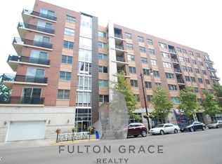 871 N Larrabee St, Chicago, IL 60610