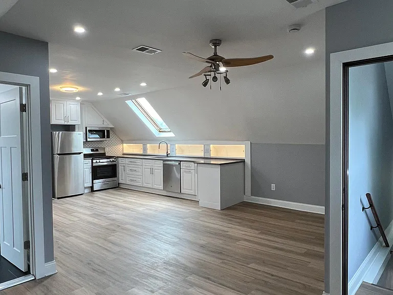 3023 N Christiana Ave #2 — Photo 2