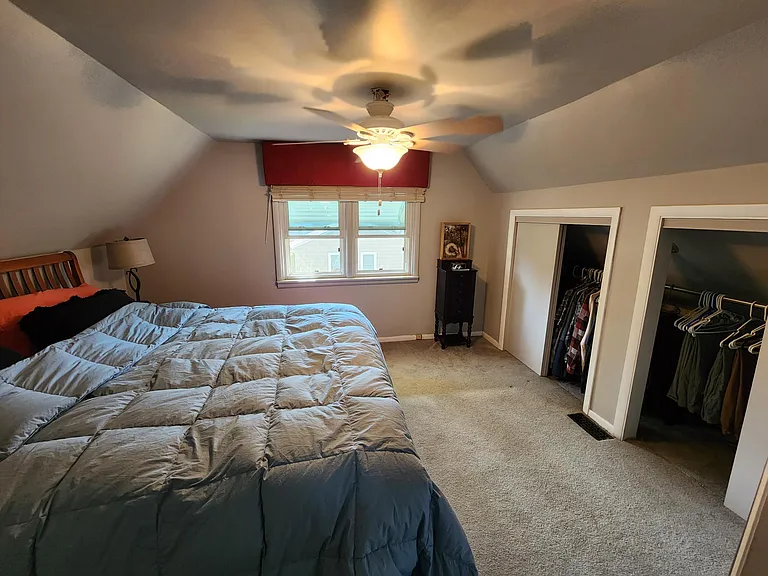 7050 Caroline Ave — Photo 41