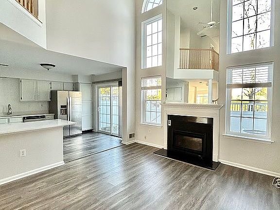 2nd image of 515 Amberleigh Dr #114