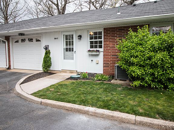 5th image of 154C Huntington Dr #1003