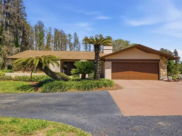 820 Newberger Rd, Lutz, FL 33549