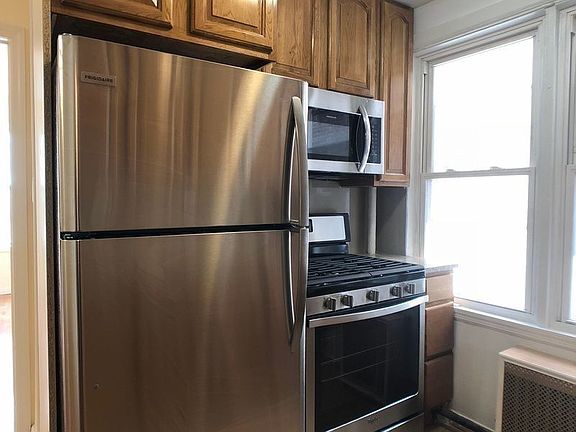 4th image of 43-24 40th St #3A