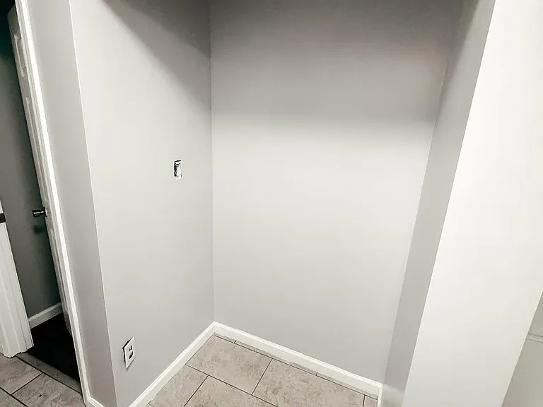 Unit Photo
