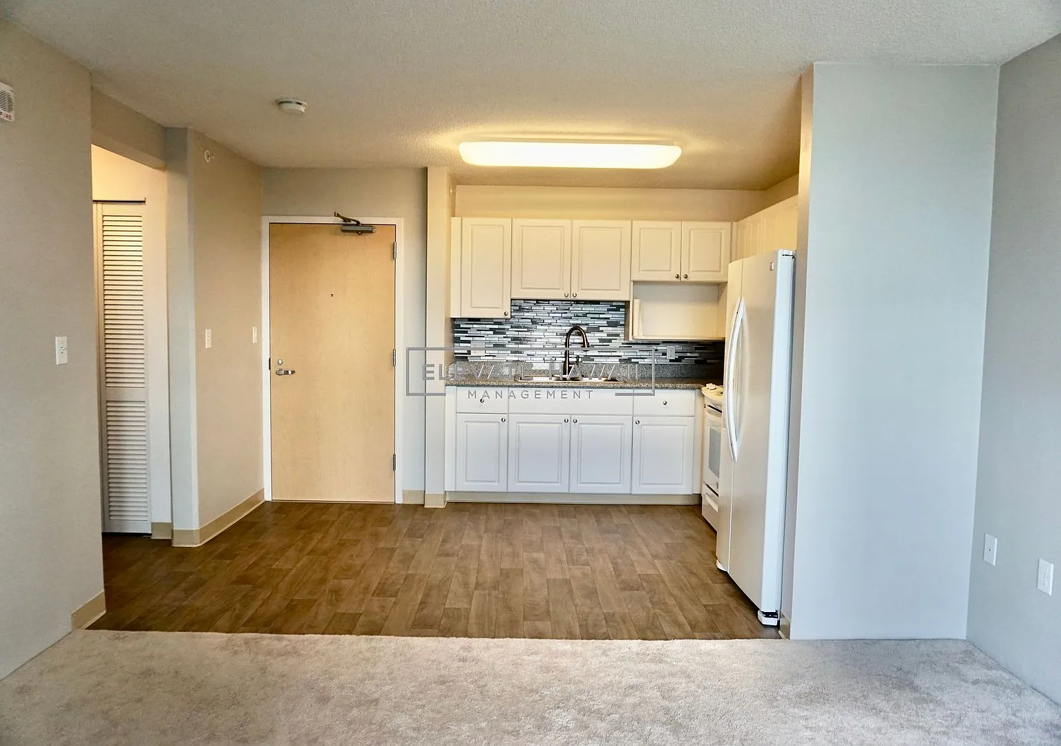 1 Bedroom Condo Unit In Highly Desirable Kakaako — Photo 2