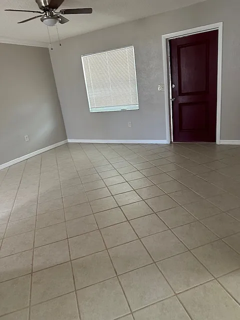 2 bed, $1,625 — Photo 4