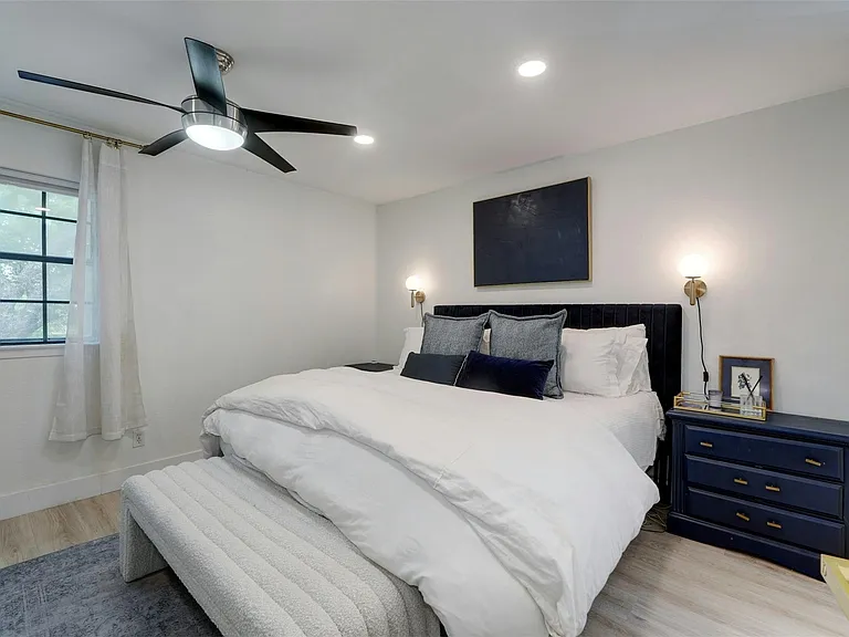 4159 Steck Ave #101 — Photo 18