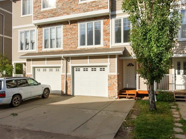 9904 101st Ave #30, Morinville, AB T8R 0E2