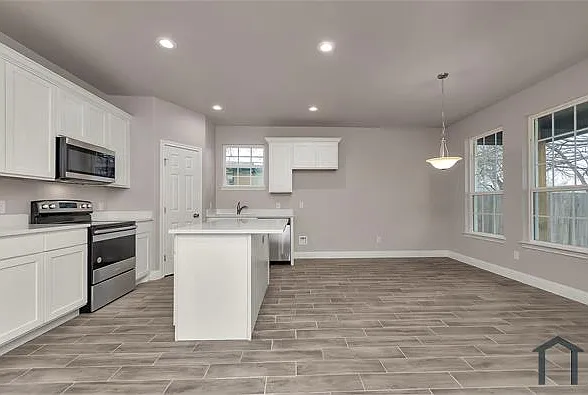 5836 Caballo St — Photo 12